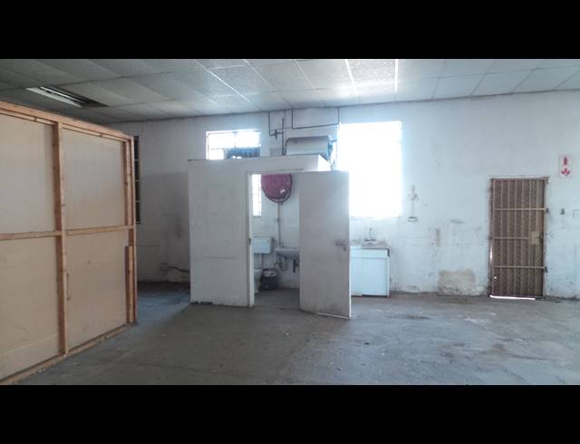 260M² WORKSHOP FOR SALE IN GEDULD